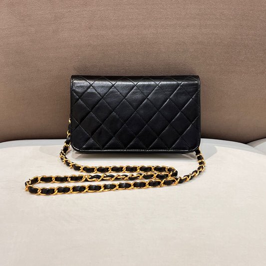 Chanel Vintage 3-Series Matelassé Black Shoulder Bag With 24K Cc Logo - Image 2