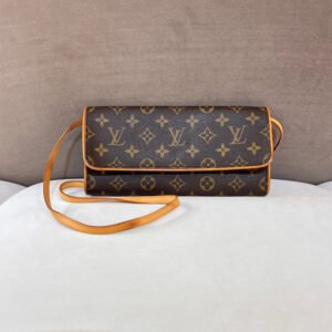 Louis Vuitton Vintage Monogram Twin Gm Pochette Shoulder Bag